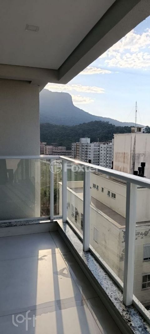 Image 1 - 892651