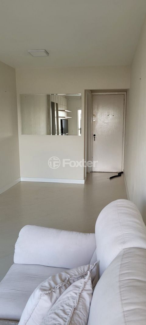 Image 3 - 892675