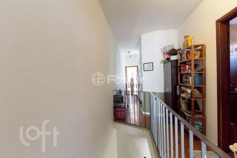 Image 3 - 892697