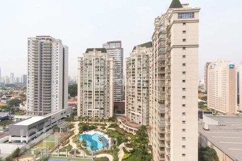 Image 19 - 892712