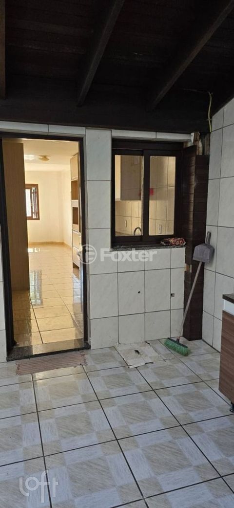 Image 4 - 892715