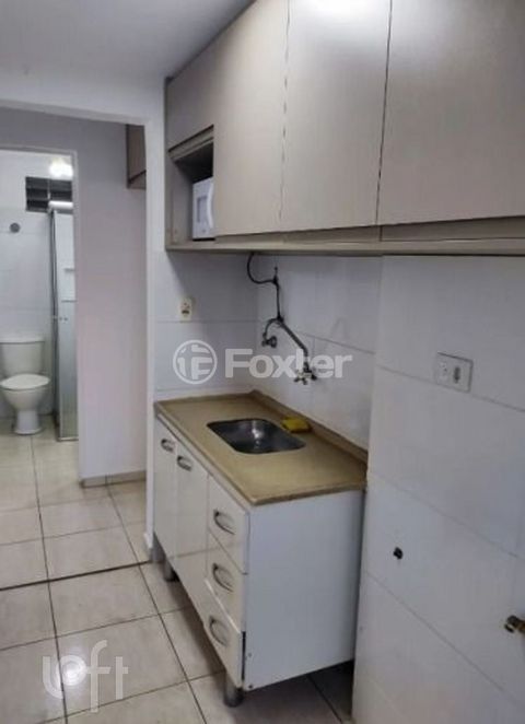 Image 6 - 892741