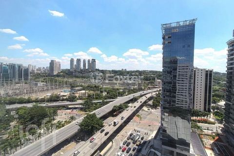 Image 13 - 892744