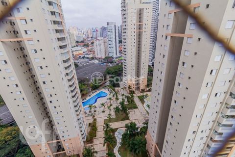 Image 10 - 892764