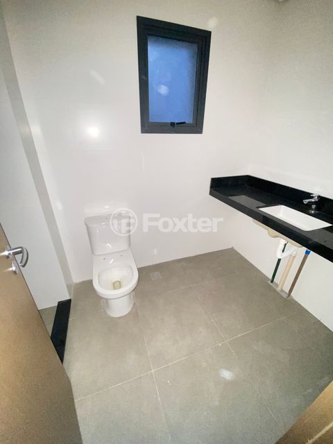 Image 7 - 892816