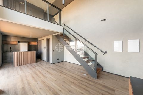 Image 7 - 892817