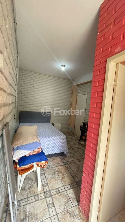 Image 8 - 892819