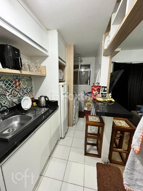Image 8 - 892824