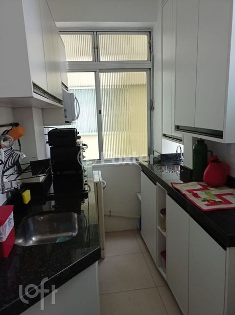 Image 8 - 892832