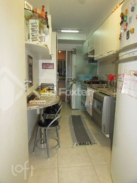 Image 5 - 892876