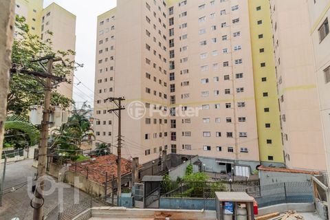Image 18 - 892904