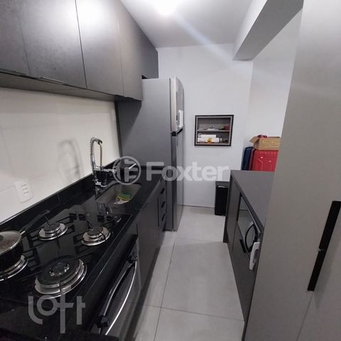 Image 3 - 892956