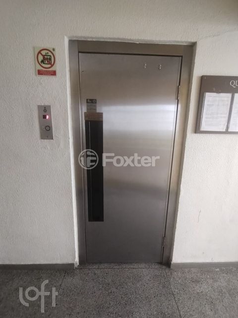 Image 10 - 892985
