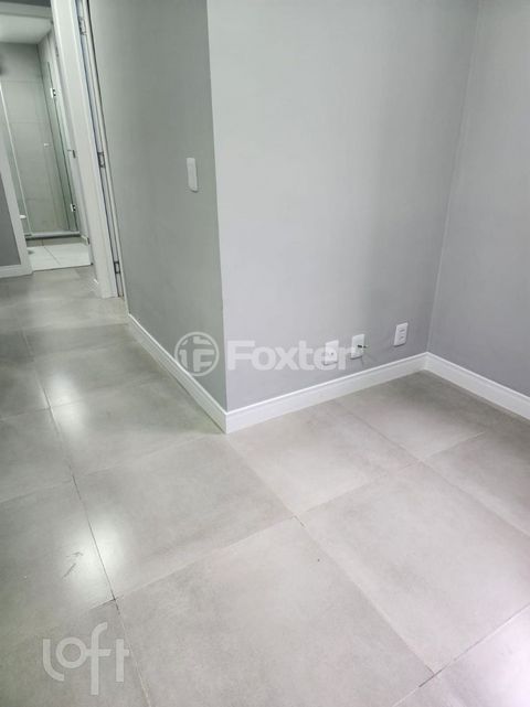 Image 6 - 892986
