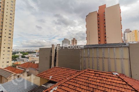 Image 10 - 893010