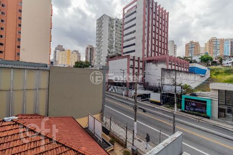 Image 9 - 893010