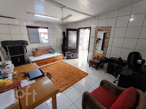 Image 7 - 893015