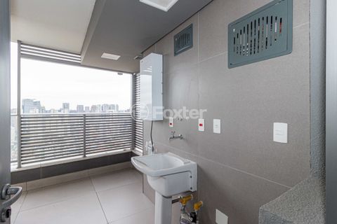 Image 9 - 893017