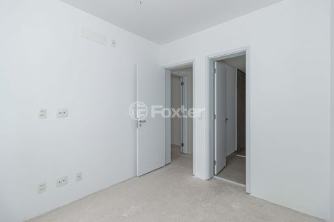 Image 11 - 893017