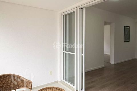 Image 19 - 893028