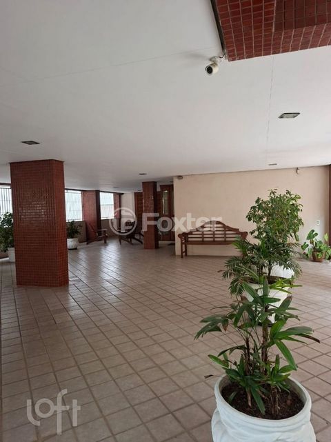 Image 8 - 893041