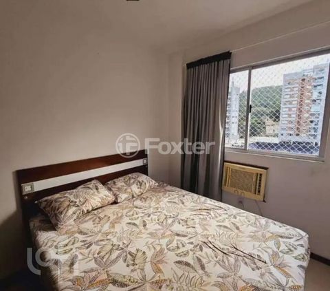 Image 9 - 893058