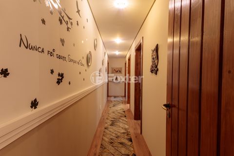 Image 8 - 893099