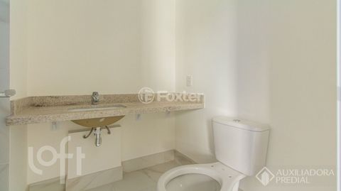 Image 10 - 893112