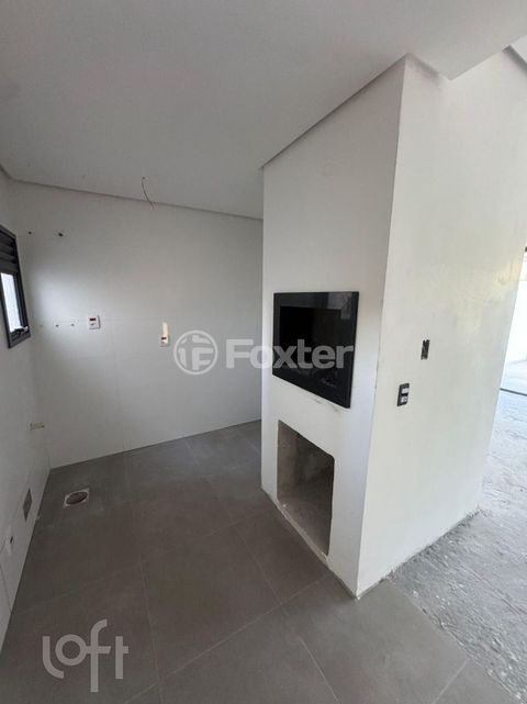 Image 7 - 893115