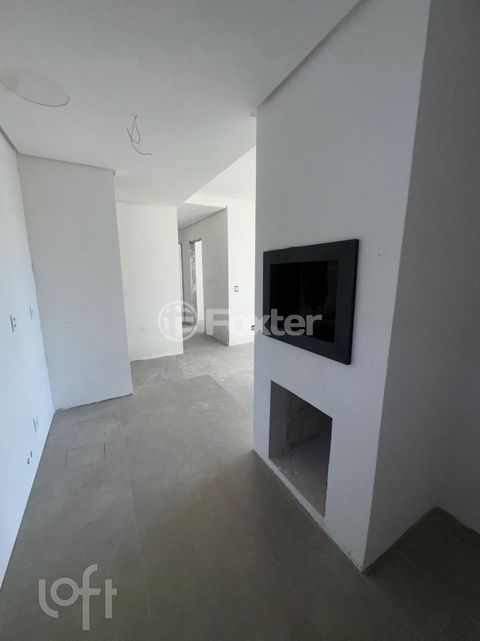 Image 3 - 893119
