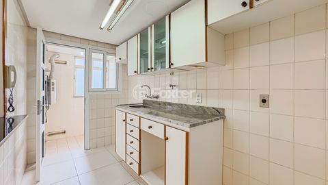 Image 9 - 893134