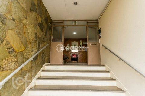 Image 16 - 893204