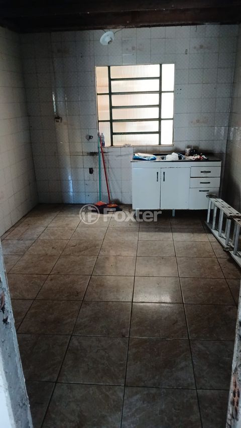 Image 2 - 893231
