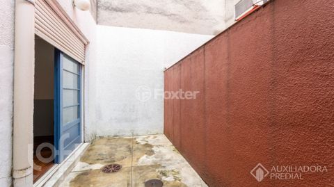 Image 6 - 893295