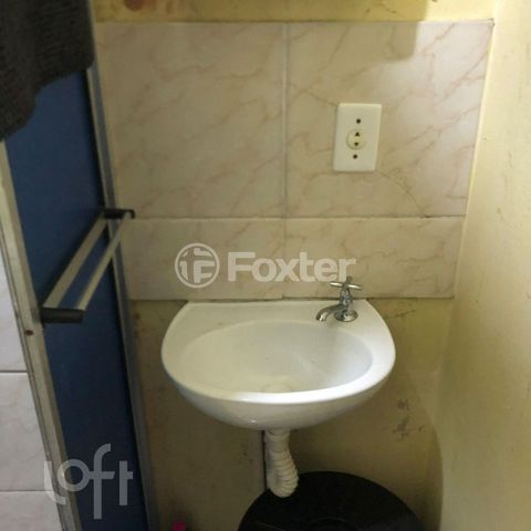 Image 3 - 893299