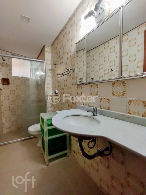 Image 7 - 893303