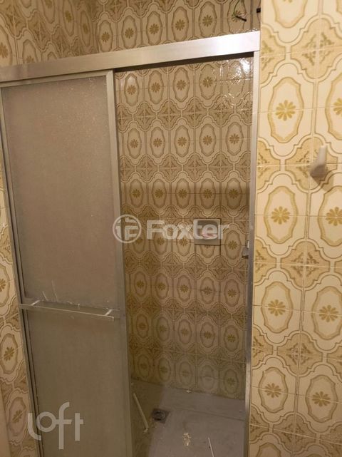 Image 8 - 893310