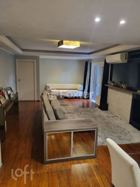 Image 3 - 893320
