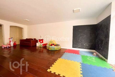 Image 7 - 893332