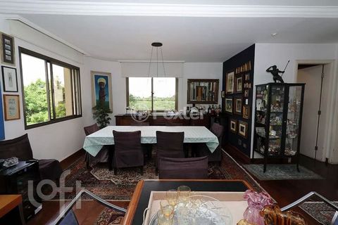 Image 7 - 893335