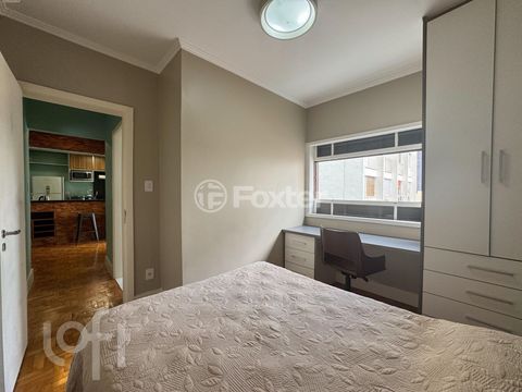 Image 7 - 893350