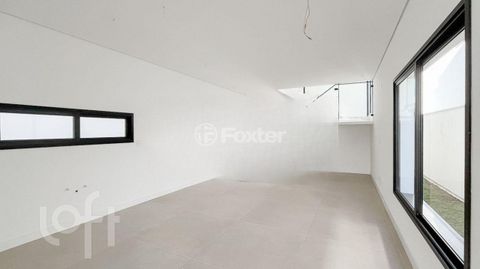 Image 3 - 893352