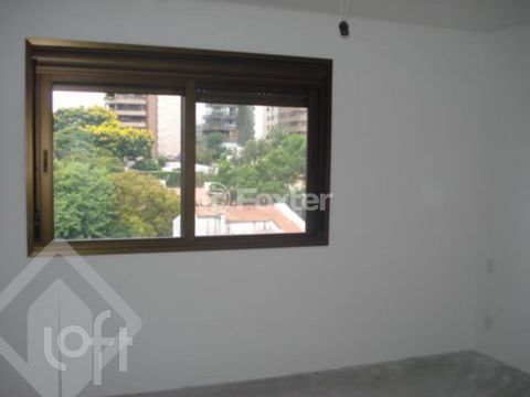 Image 7 - 893361