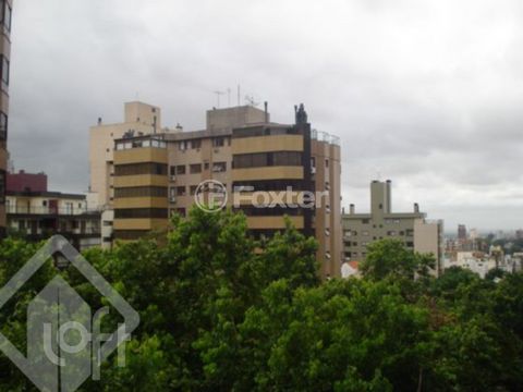 Image 6 - 893361