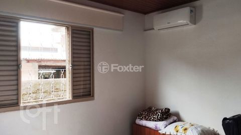 Image 8 - 893366