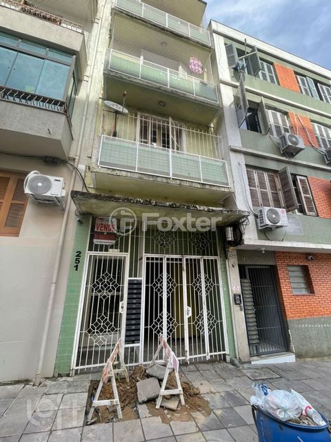 Image 7 - 893390