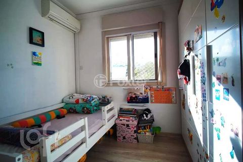 Image 6 - 893411