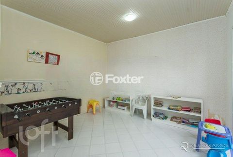 Image 4 - 893439
