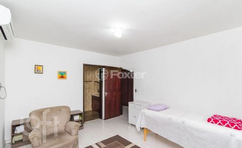 Image 7 - 893467