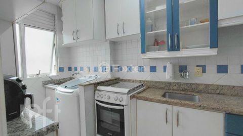 Image 6 - 893468